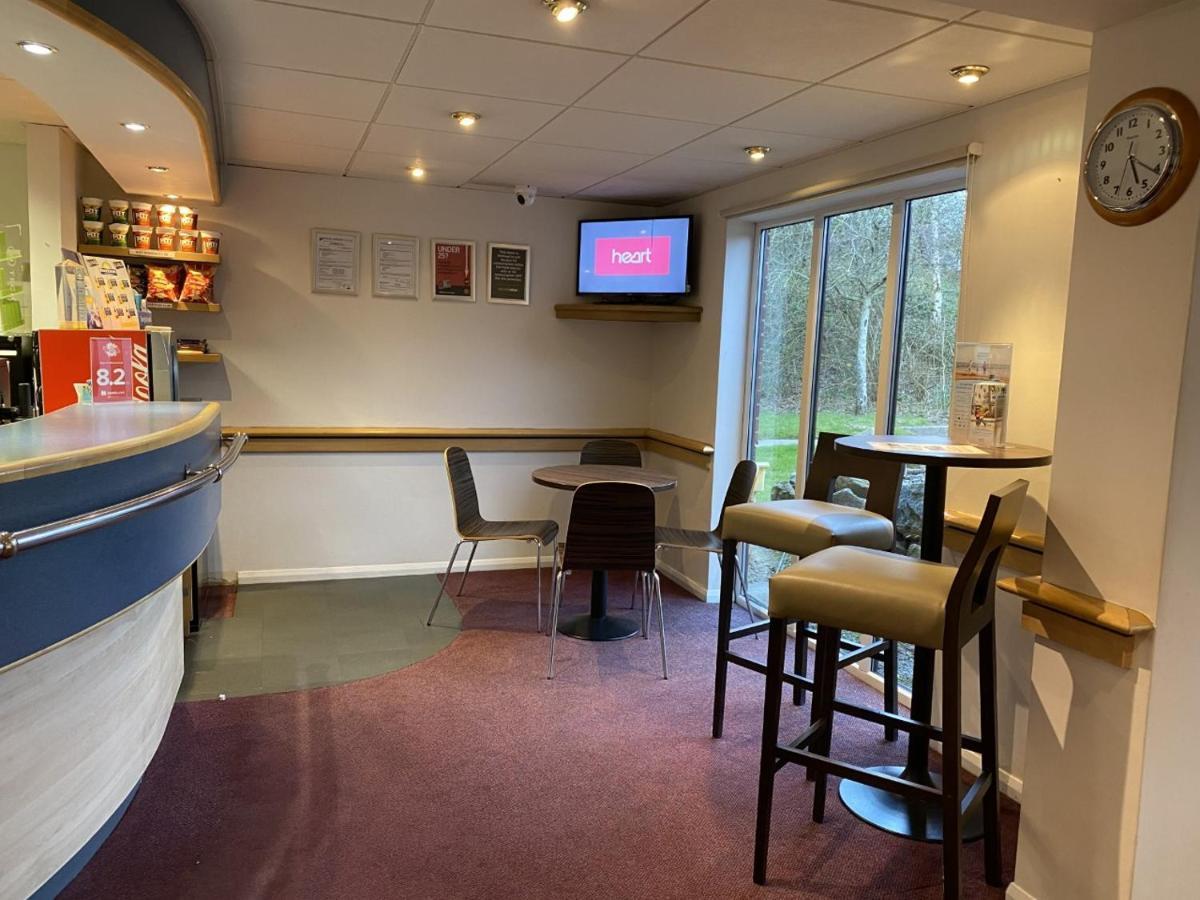 Falfield Days Inn Michaelwood M5 מראה חיצוני תמונה