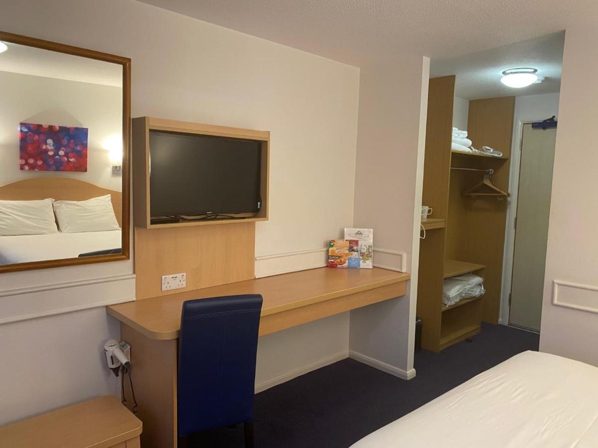 Falfield Days Inn Michaelwood M5 מראה חיצוני תמונה